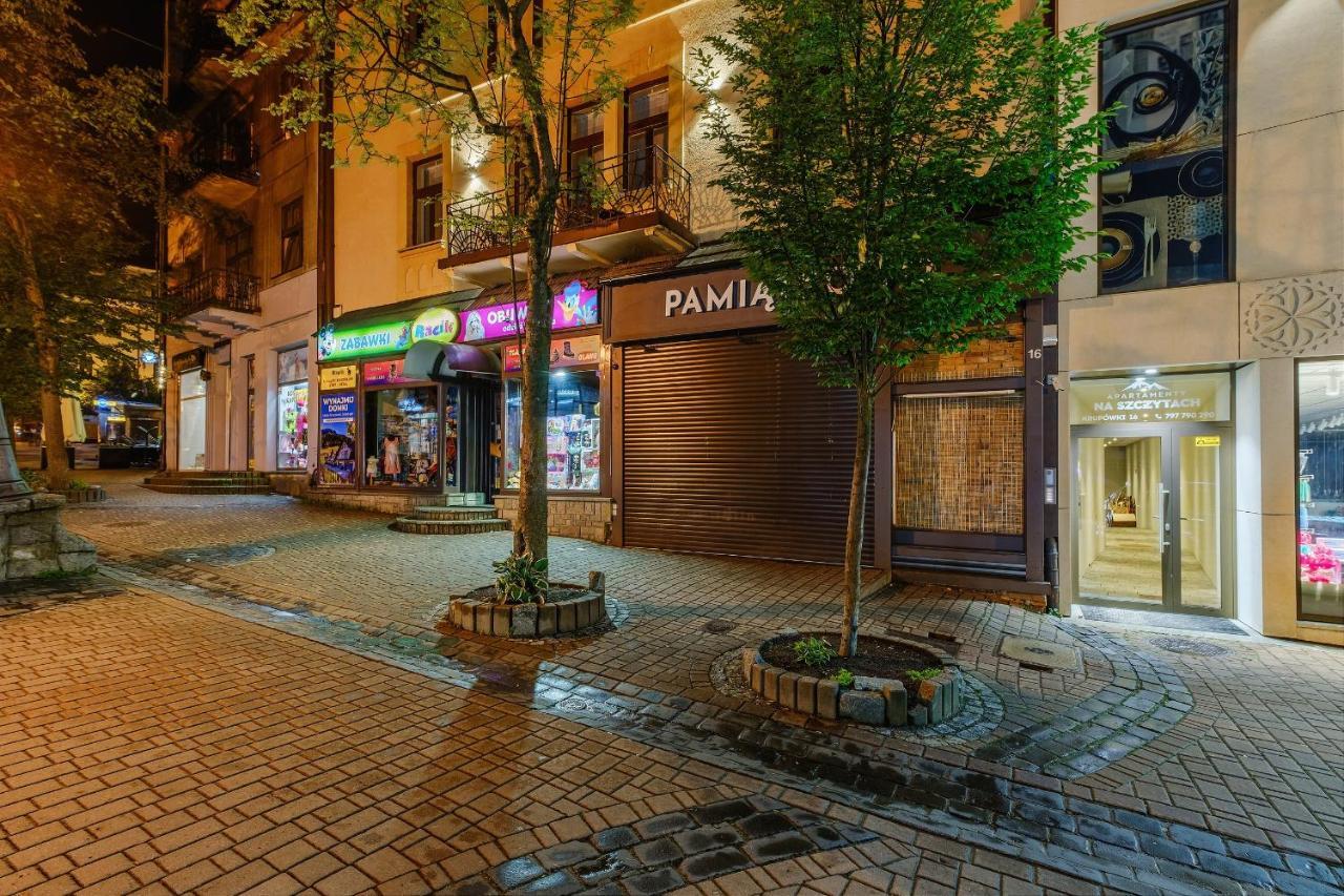 I Krupówki 16, Na Szczytach Zakopane